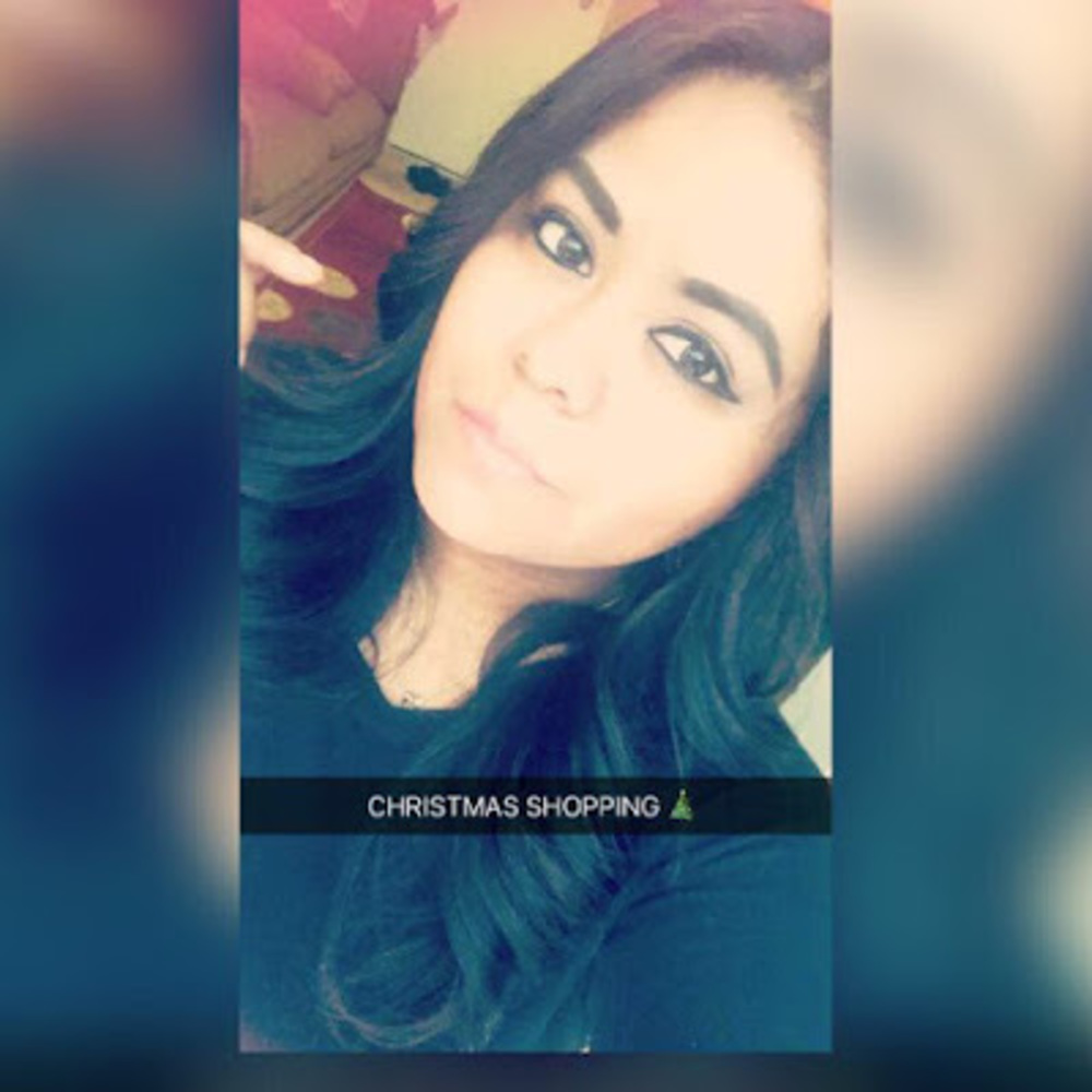 Meet your Posher, Alejandra